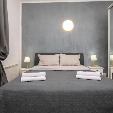 Above By Guide Villa Medulin