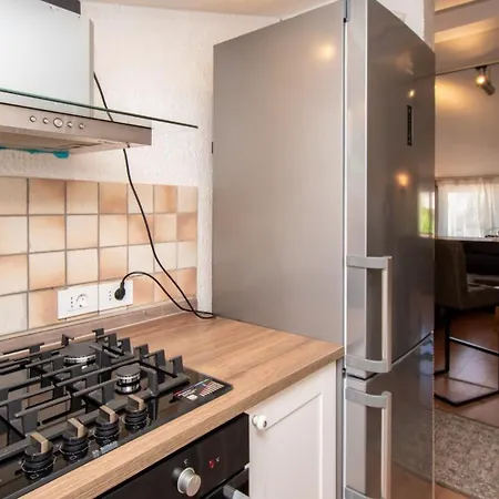 빌라 Above By Guide