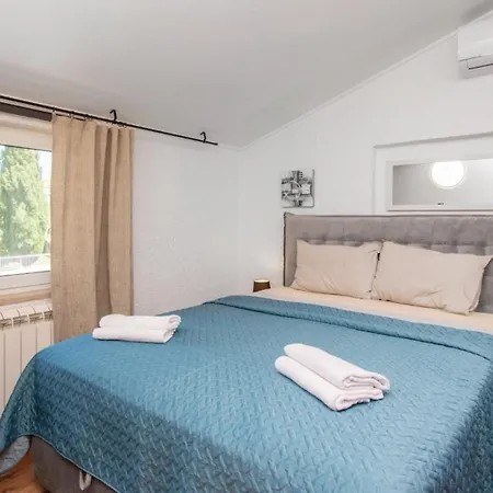 Above By Guide 빌라 *