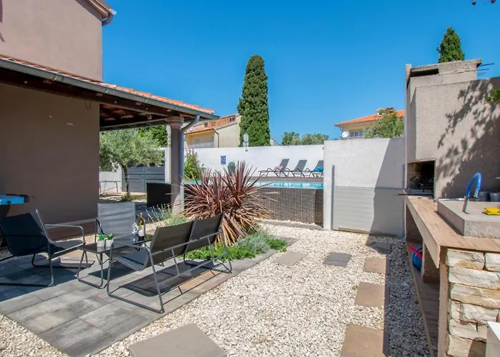 빌라 Above By Guide 메덜린