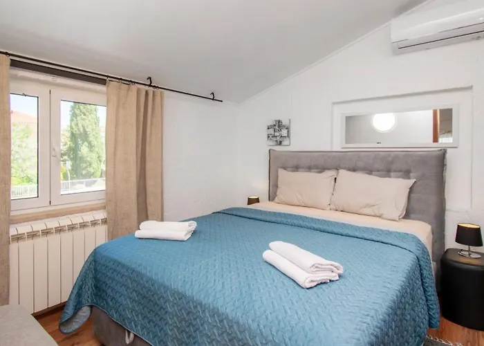 Above By Guide 빌라 *