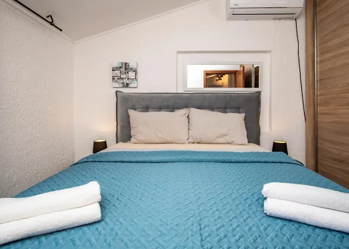 Above By Guide Villa Medulin