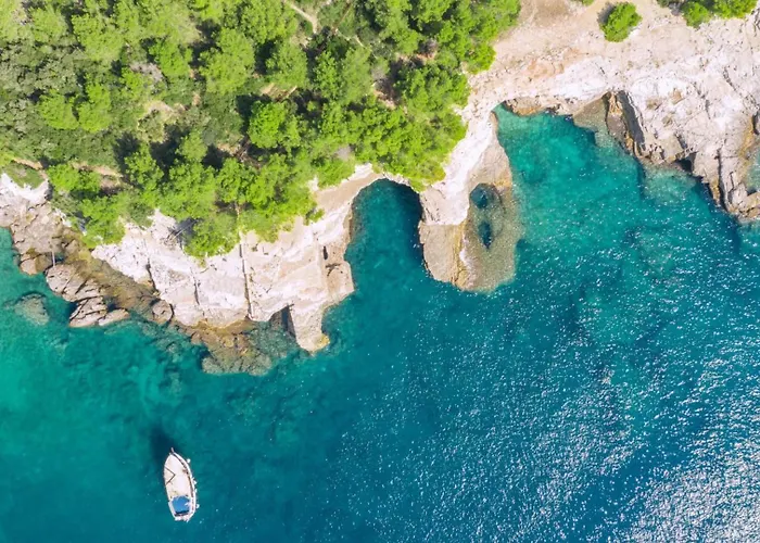 Above By Guide Villa Medulin